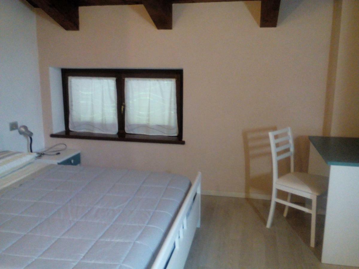 Vite Dipinte 1 Bilocale In Langa Apartment Novello Exterior photo